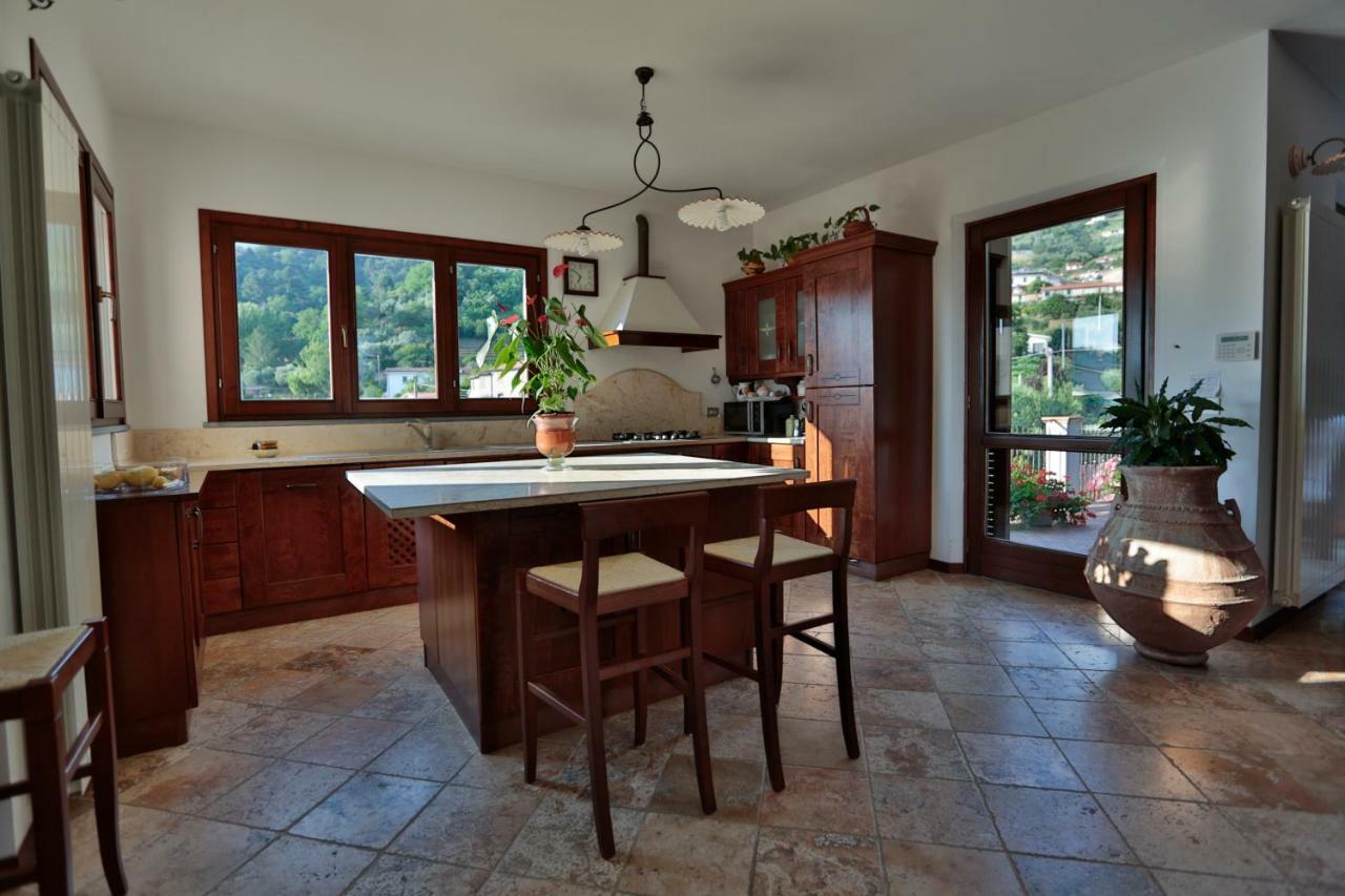Casa Anna A Pietrasanta In Toscana Con Piscina ภายนอก รูปภาพ